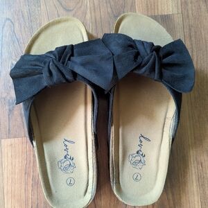 Women's Black Slide Sandals